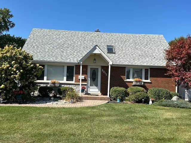 8912 Windsor LN, Bridgeview, IL 60455