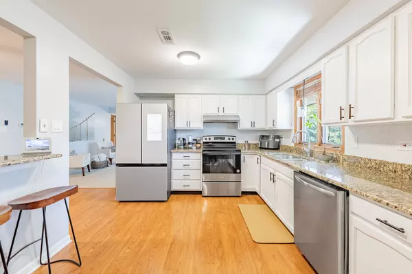 Palos Hills, IL 60465,11015 S 84th AVE #3C