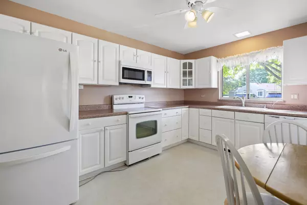 Fox Lake, IL 60020,7217 Oxford CIR