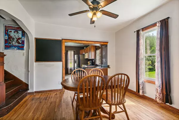 Dekalb, IL 60115,318 S 8th ST