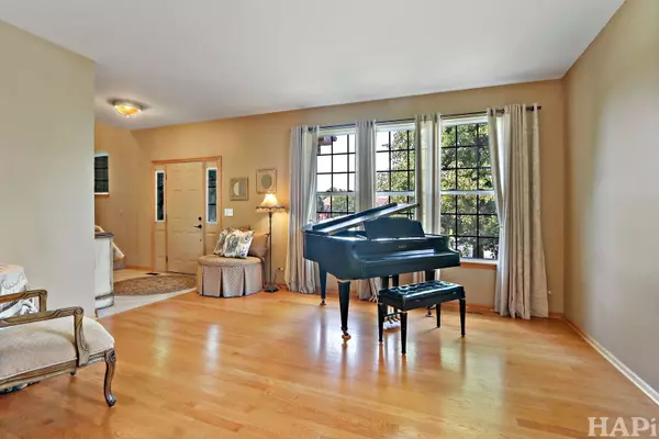 Sugar Grove, IL 60554,261 Hampton RD