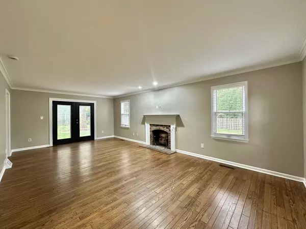 St. Charles, IL 60175,4N355 Knollcreek DR