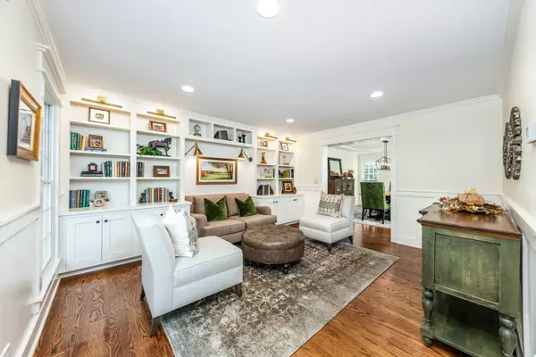 Naperville, IL 60564,1116 Hollingswood AVE