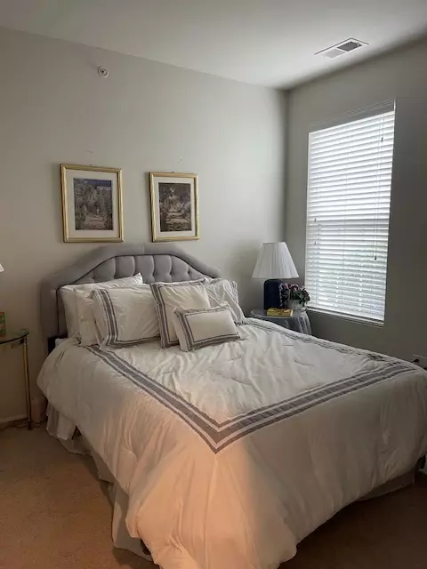 Huntley, IL 60142,12445 Copper LN