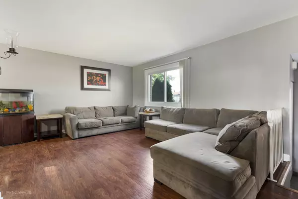 Matteson, IL 60443,217 Oriole RD