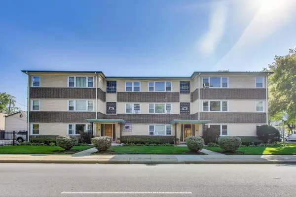 833 N Harlem AVE #3S, Oak Park, IL 60302
