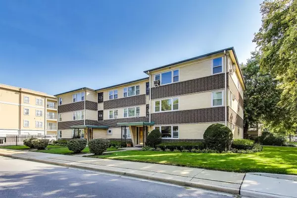 Oak Park, IL 60302,833 N Harlem AVE #3S