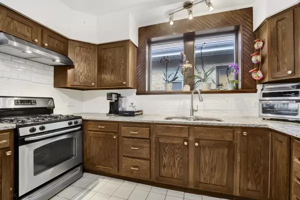 Elmwood Park, IL 60707,7807 W Cressett DR W