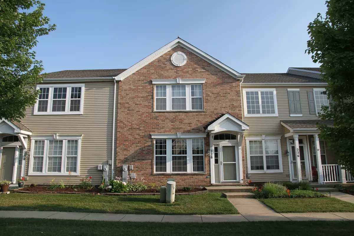 Oswego, IL 60543,228 Springbrook TRL S