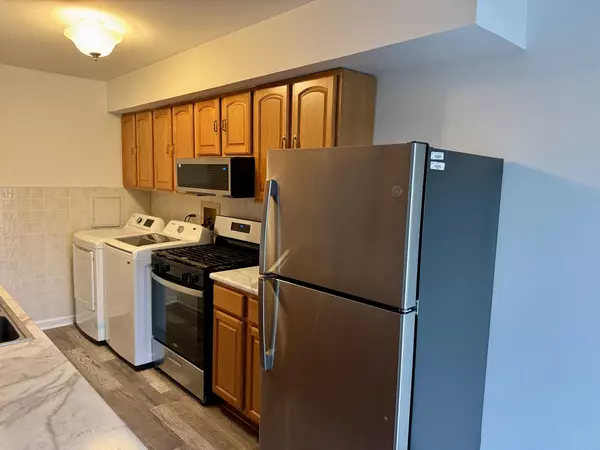 Hoffman Estates, IL 60169,1483 Cornell CT #1483