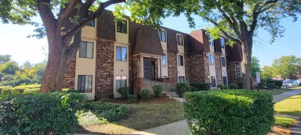 835 Waterview CIR #4, Vernon Hills, IL 60061