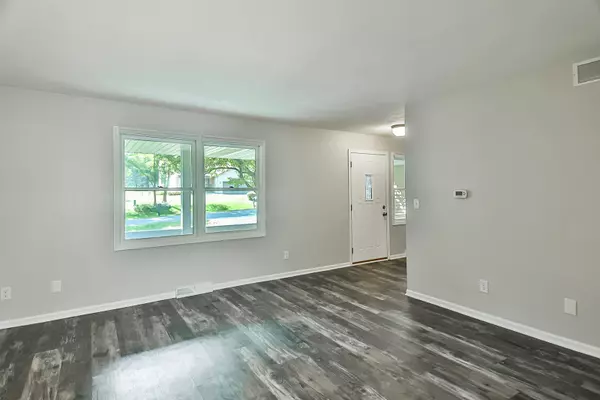 Byron, IL 61010,5054 E Nordic Woods DR