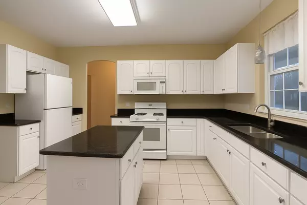 Crest Hill, IL 60403,21546 Victory Lake WAY