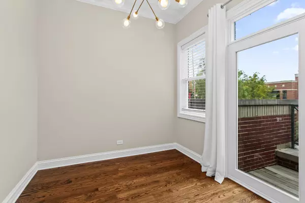 Chicago, IL 60613,4124 N Kenmore AVE #3S