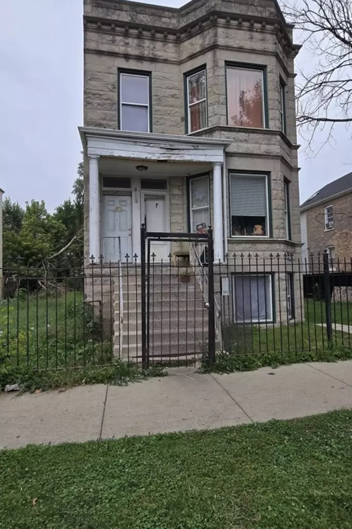 Chicago, IL 60609,5118 S MARSHFIELD AVE