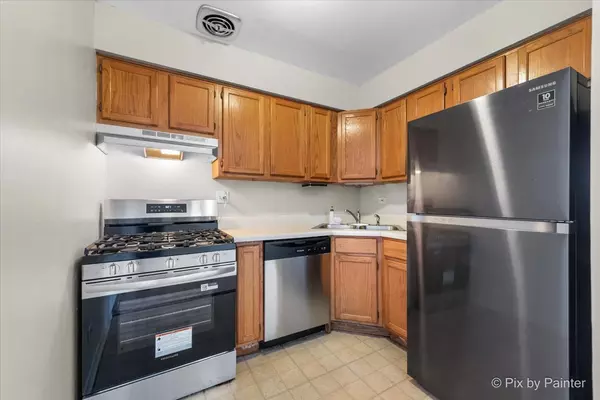 Berwyn, IL 60402,1227 S Harlem AVE #514