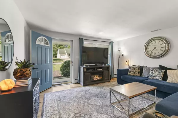 Dekalb, IL 60115,125 TILTON PARK DR