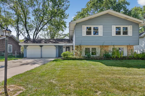 1365 Blair LN, Hoffman Estates, IL 60169