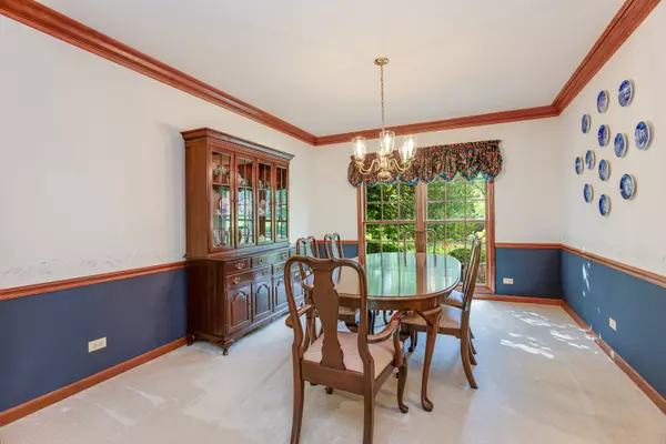 West Chicago, IL 60185,582 Partridge DR