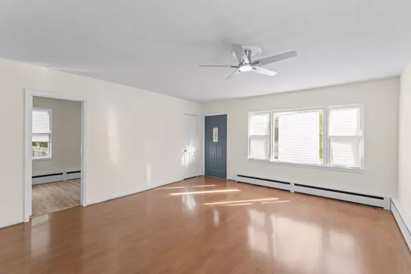Waukegan, IL 60085,1038 Indiana AVE