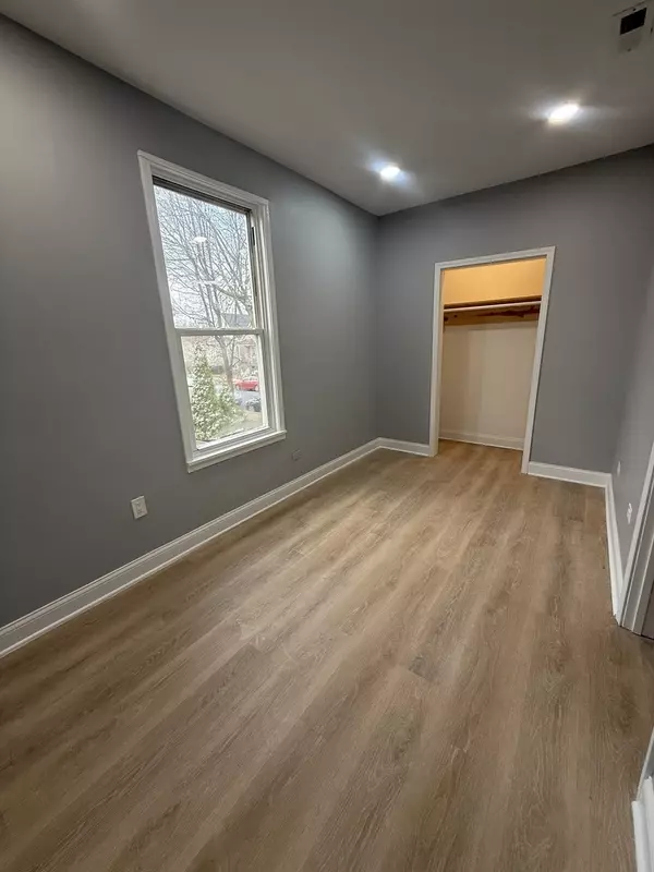 Berwyn, IL 60402,1232 Wenonah AVE #2