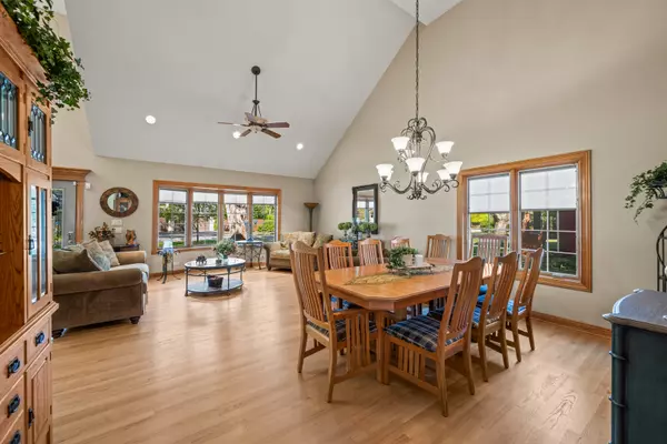 Palatine, IL 60067,429 W KENILWORTH AVE