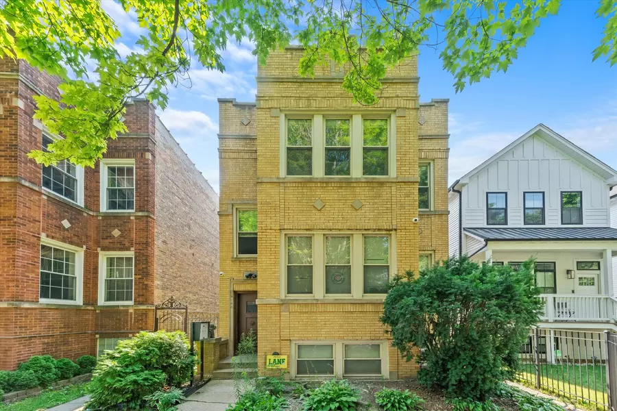 4846 N Keystone AVE #2, Chicago, IL 60630