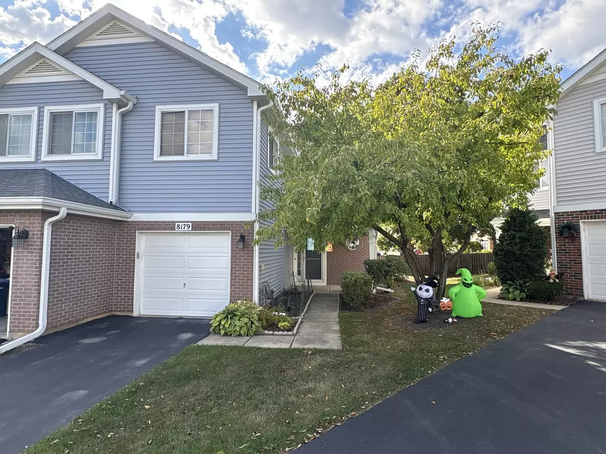 Darien, IL 60561,8179 Ripple Ridge #8179