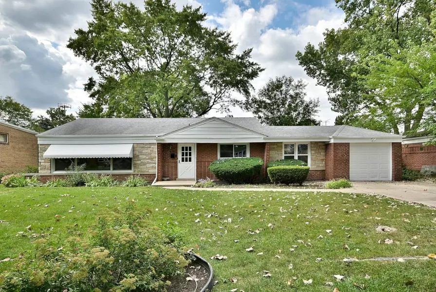 6750 N Kostner AVE, Lincolnwood, IL 60712