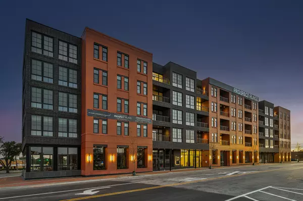 11 W Prospect AVE #415, Mount Prospect, IL 60056