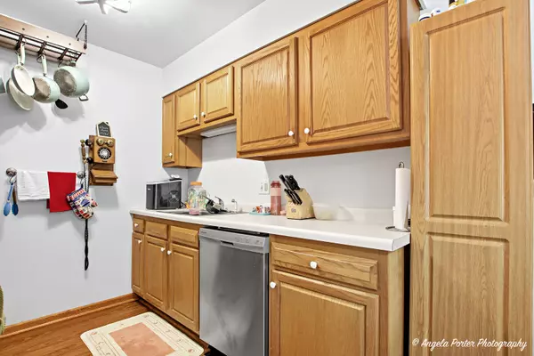 Fox Lake, IL 60020,7314 Chevy Chase CT