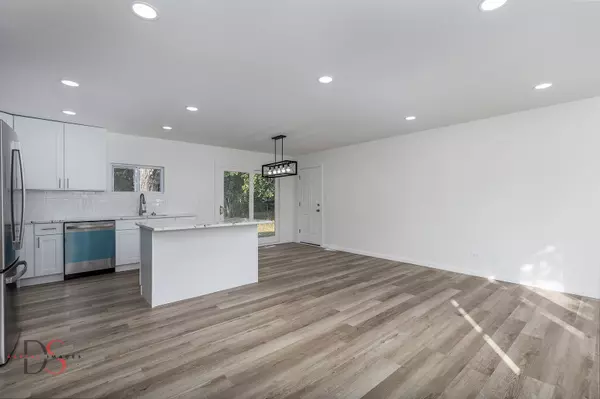 Ottawa, IL 61350,1405 James CT