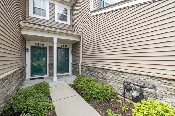Naperville, IL 60563,2442 Oneida LN