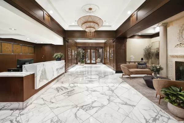Chicago, IL 60611,850 N Lake Shore DR #1407