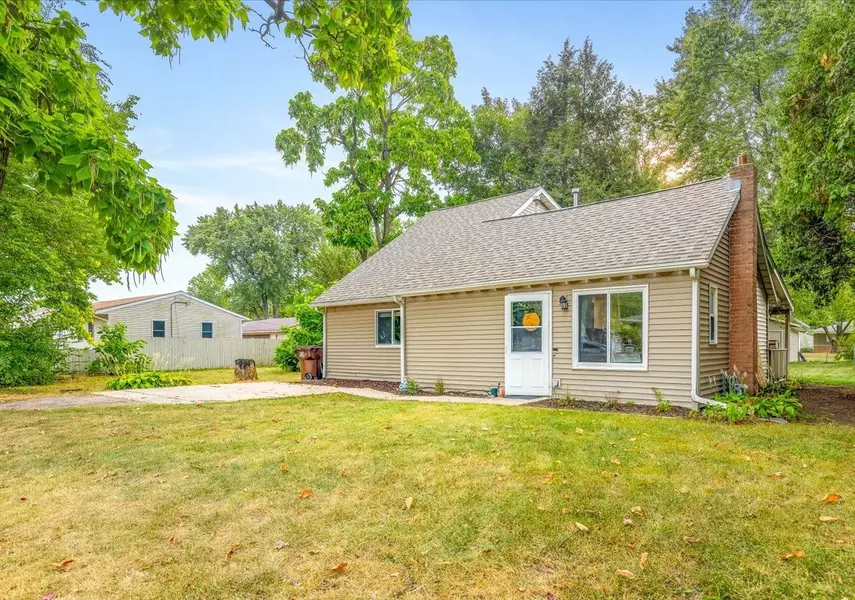 7532 Sommerville ST, Machesney Park, IL 61115