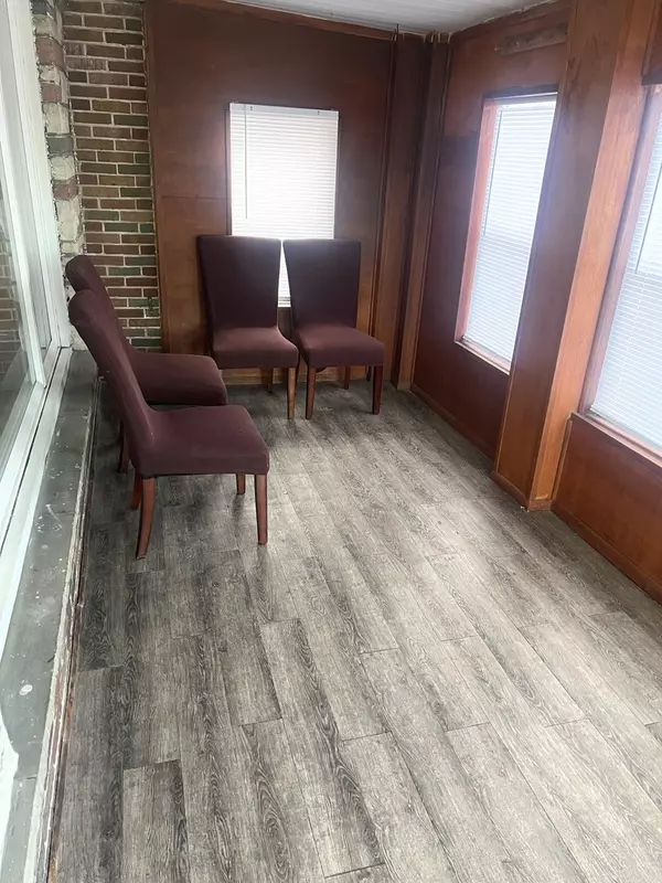 Chicago, IL 60652,4601 W 82nd ST