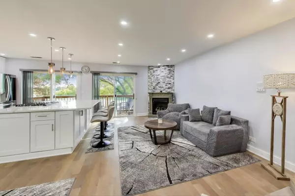 Aurora, IL 60504,425 Sandpiper CT #C