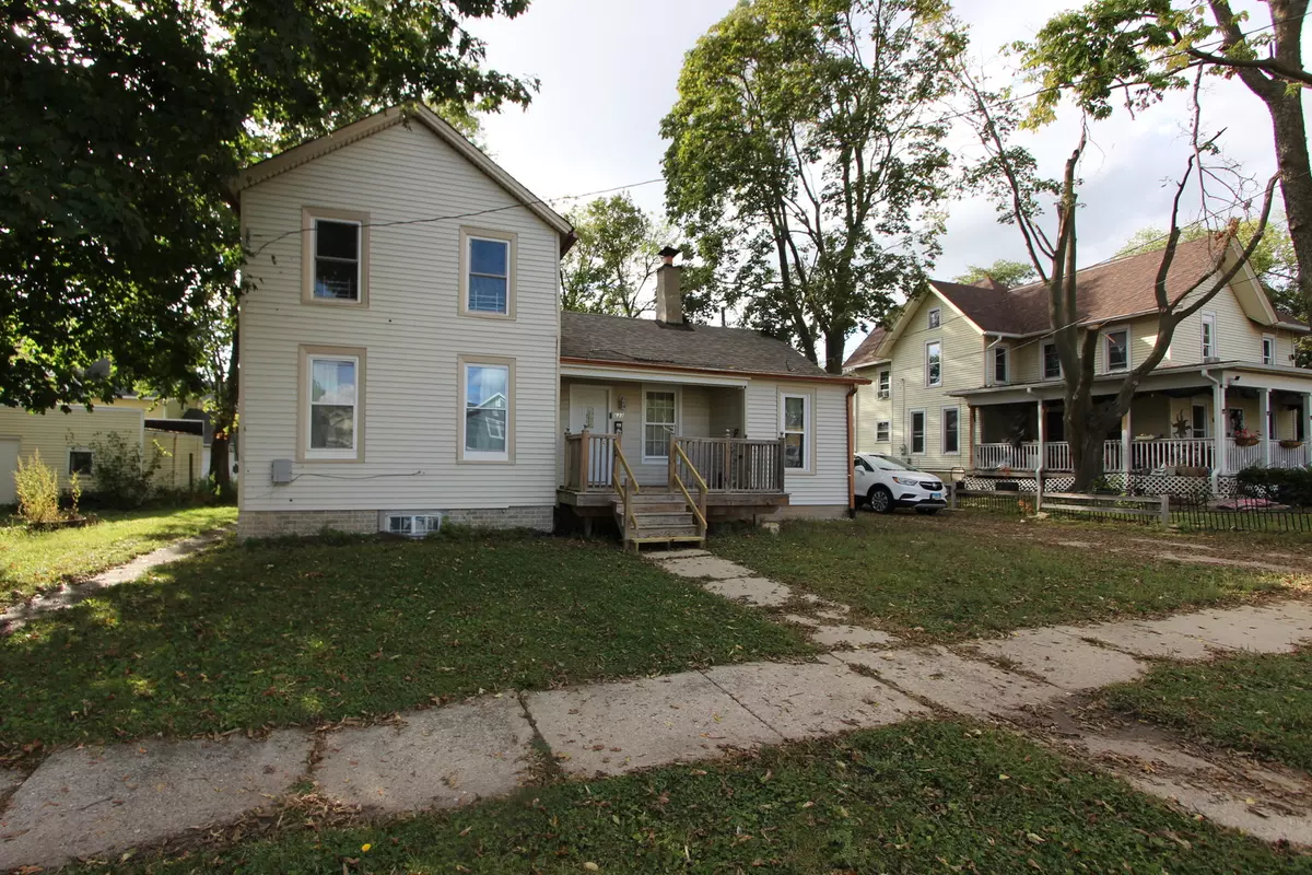 Belvidere, IL 61008,633 1/2 Whitney BLVD