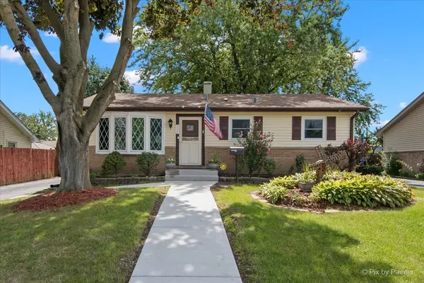 539 W Rose AVE, Addison, IL 60101
