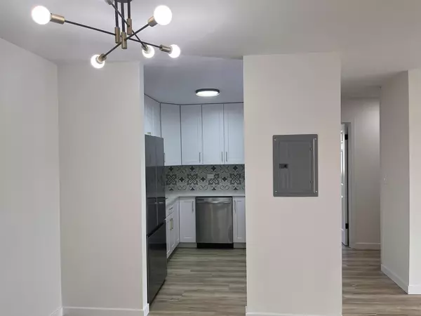 Forest Park, IL 60130,314 Lathrop AVE #507