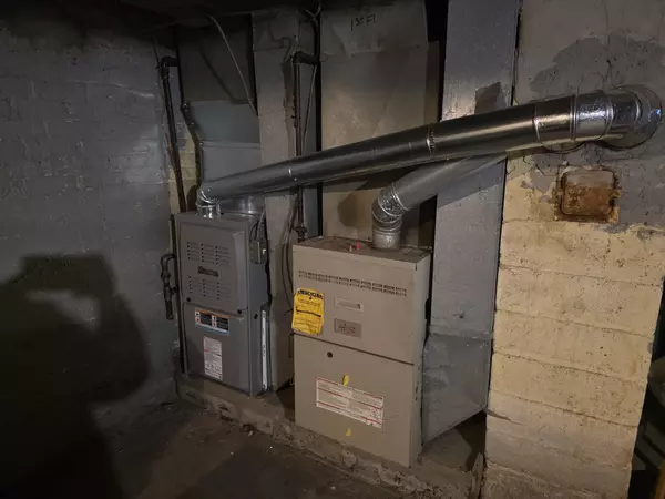 Chicago, IL 60639,1618 N Mcvicker AVE