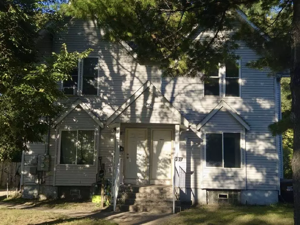 Rockford, IL 61103,928 N Rockton AVE