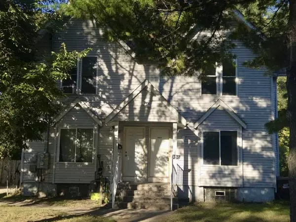 928 N Rockton AVE, Rockford, IL 61103