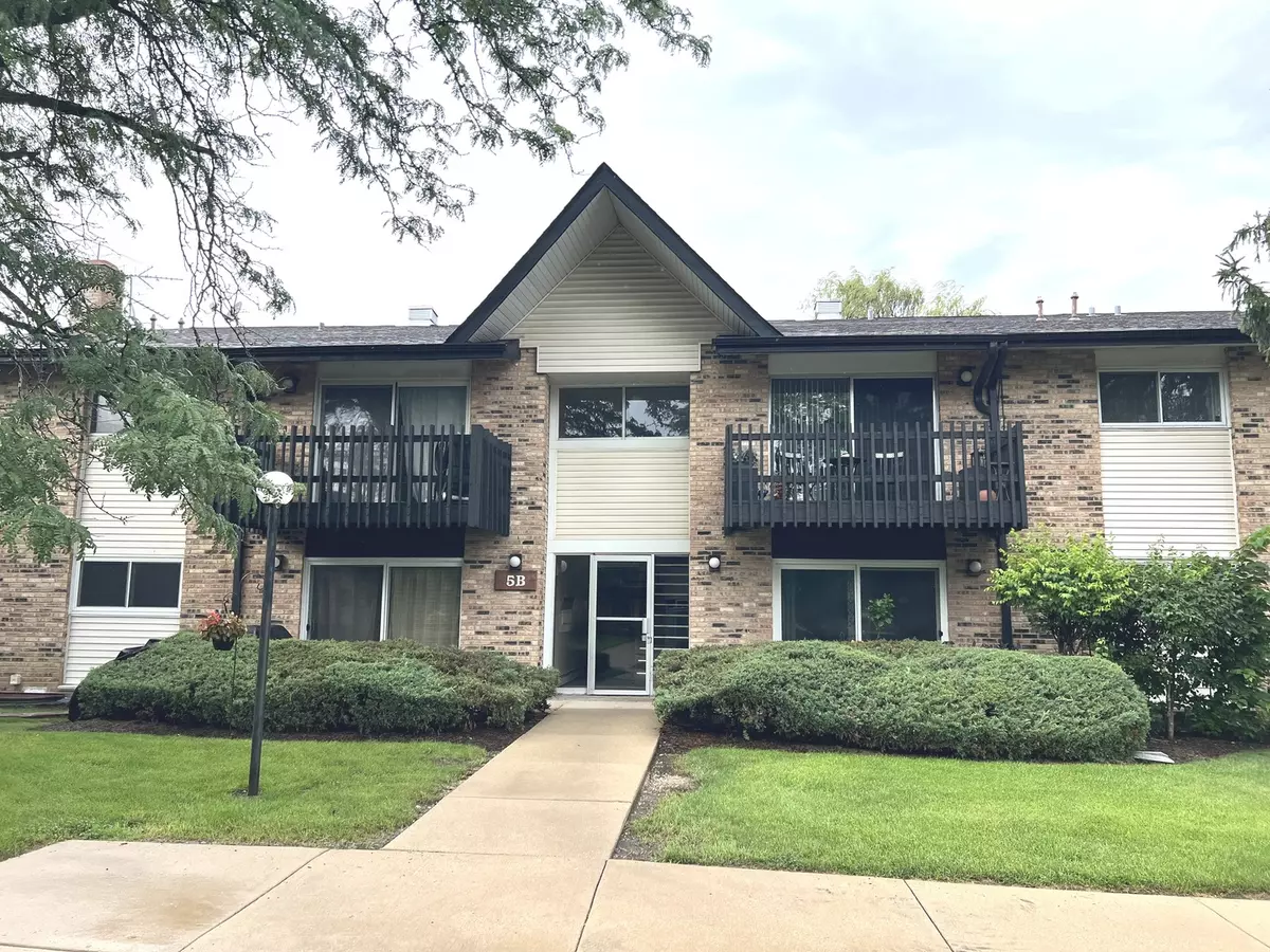 Willowbrook, IL 60527,5B Kingery Quarter #107