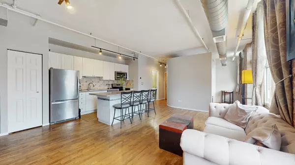 Chicago, IL 60607,420 S CLINTON AVE #704A