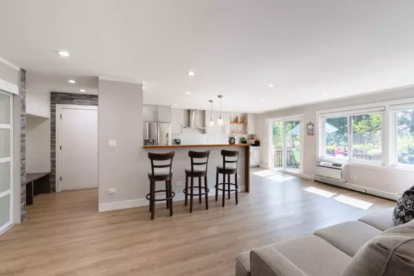 Prospect Heights, IL 60070,Address not disclosed