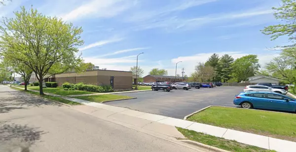 Joliet, IL 60435,2201 Glenwood AVE #101