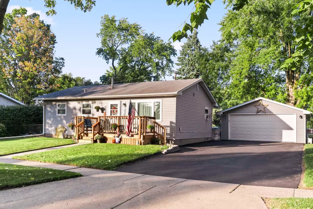 Dekalb, IL 60115,1510 E Dresser RD