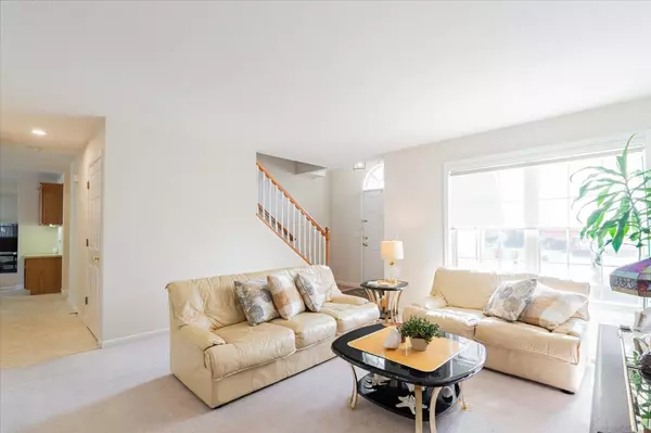 Savoy, IL 61874,310 Buttercup DR