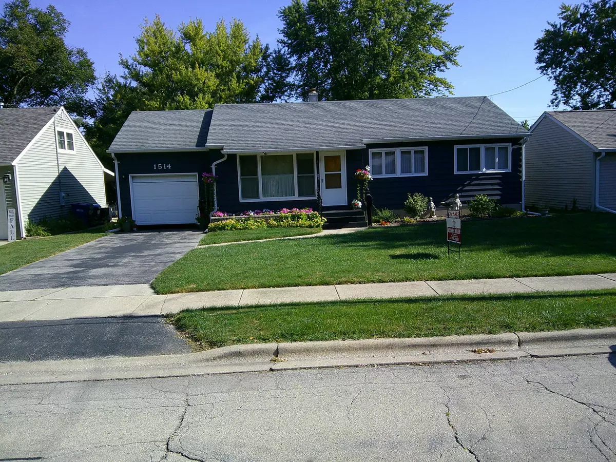 Dekalb, IL 60115,1514 oakwood AVE